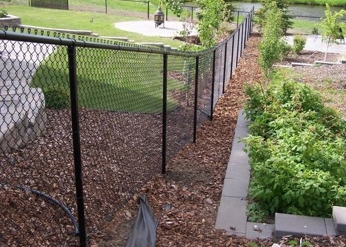 Durable Chain Link 60mm×60mm Metal Cyclone Fence For Commercial Industrial